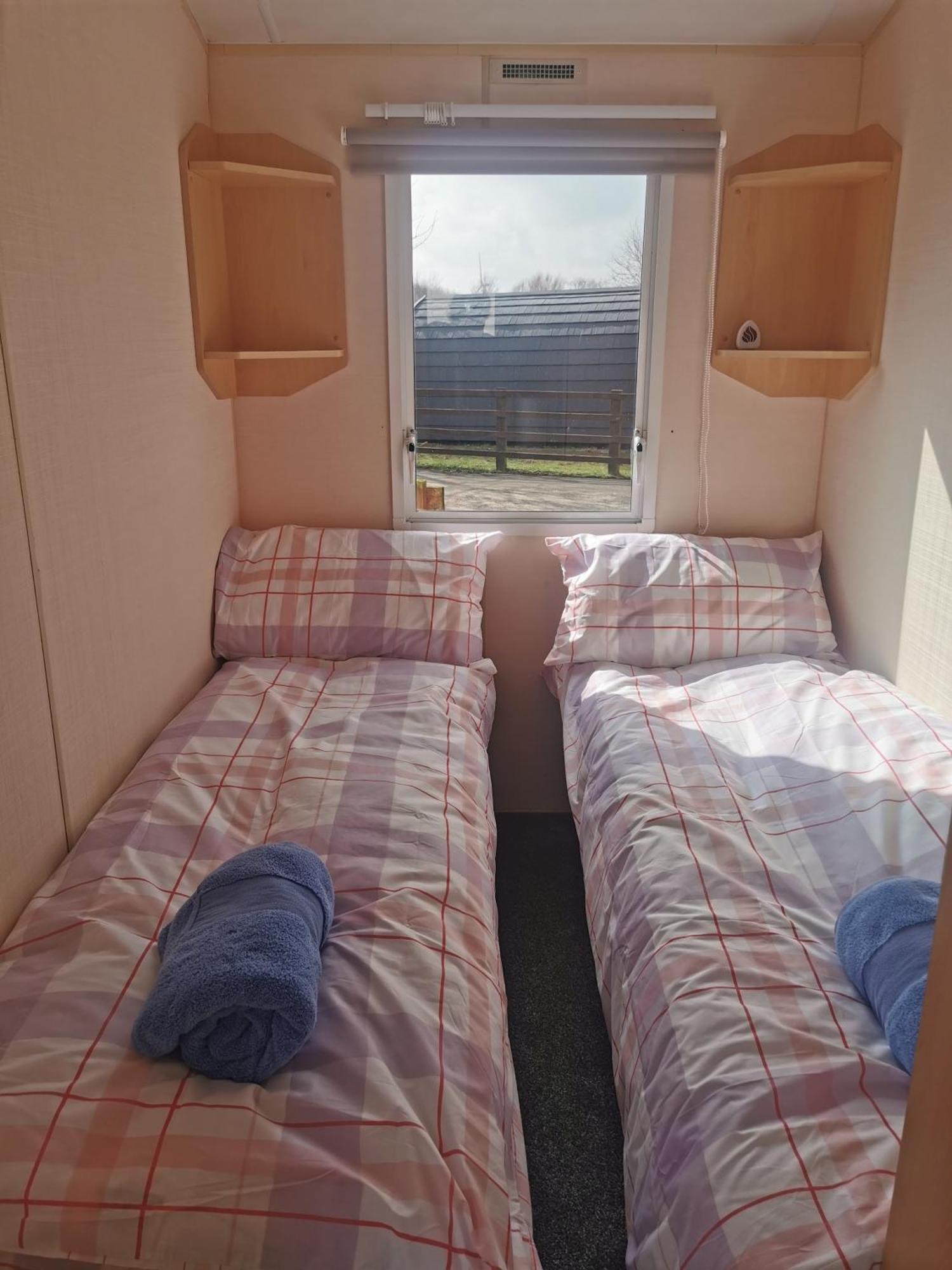 N28 Chill Place Minimum Of 2 Nights At At All Times Please Be Aware Passes Must Be Purchased From Reception Seperately Costs Dependant On Stay Tunstall  Exterior foto